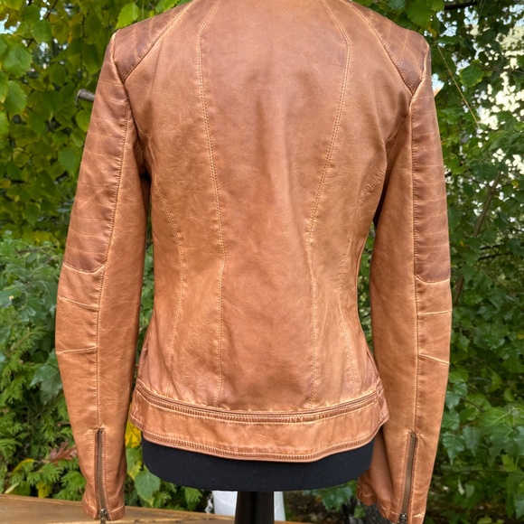 🌟 Vintage Suzy Shier Faux Leather Moto Jacket - Small (S/P) - Cognac Brown 🌟 - Picture 2 of 13